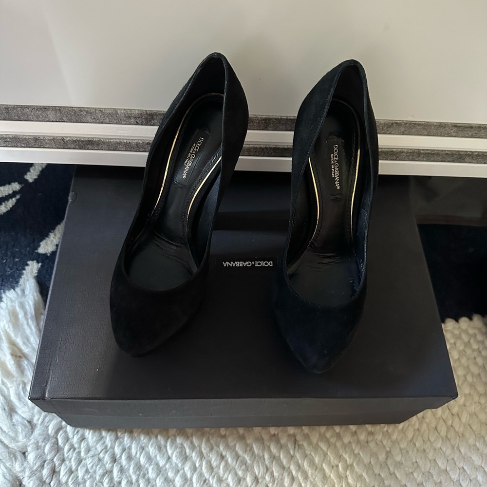 Gorgeous Suede Dolce & Gabbana Black Peep Toe Pumps platform heels Price FIRM!